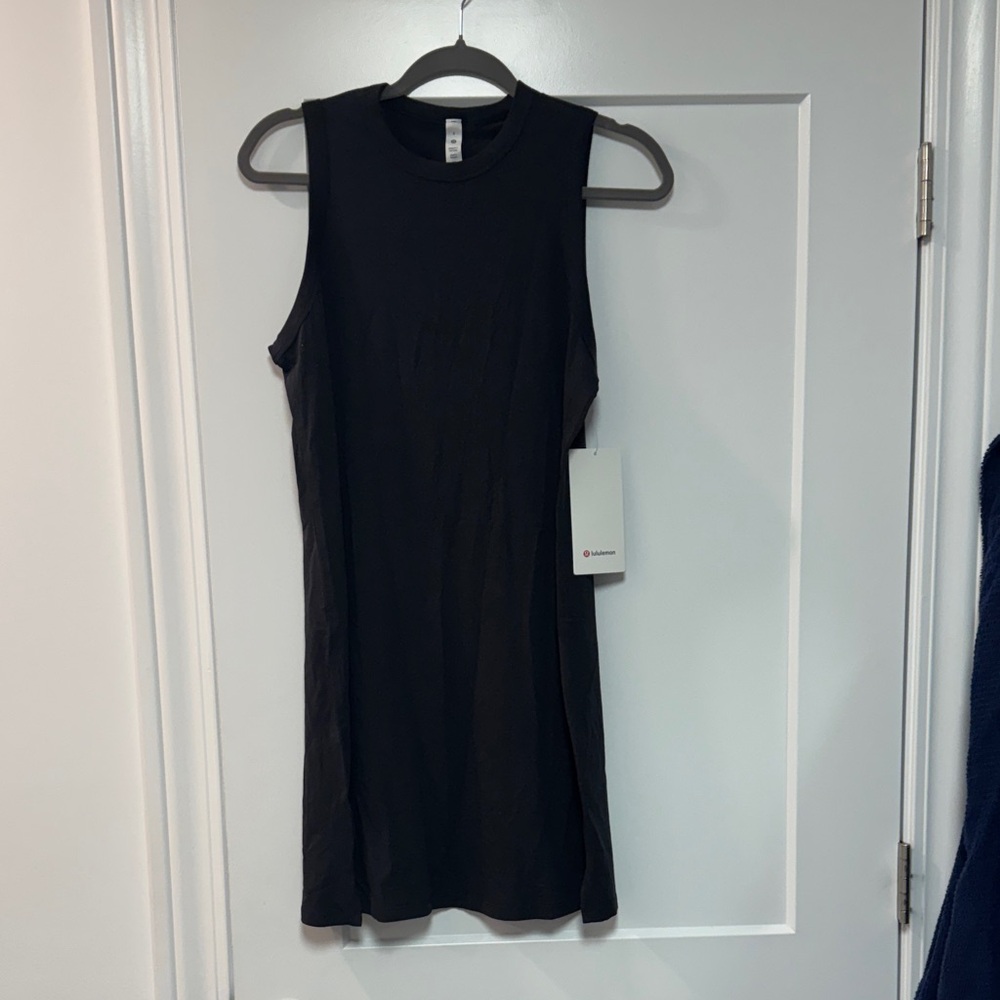 lululemon athletica Black Sleeveless Shift Dress